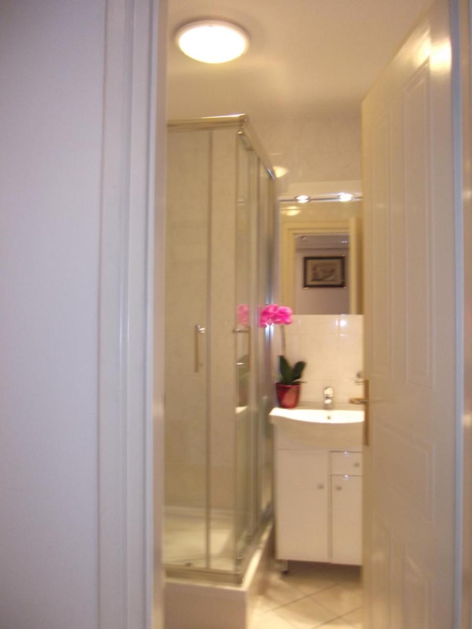 HévízRozsa Apartman公寓 外观 照片