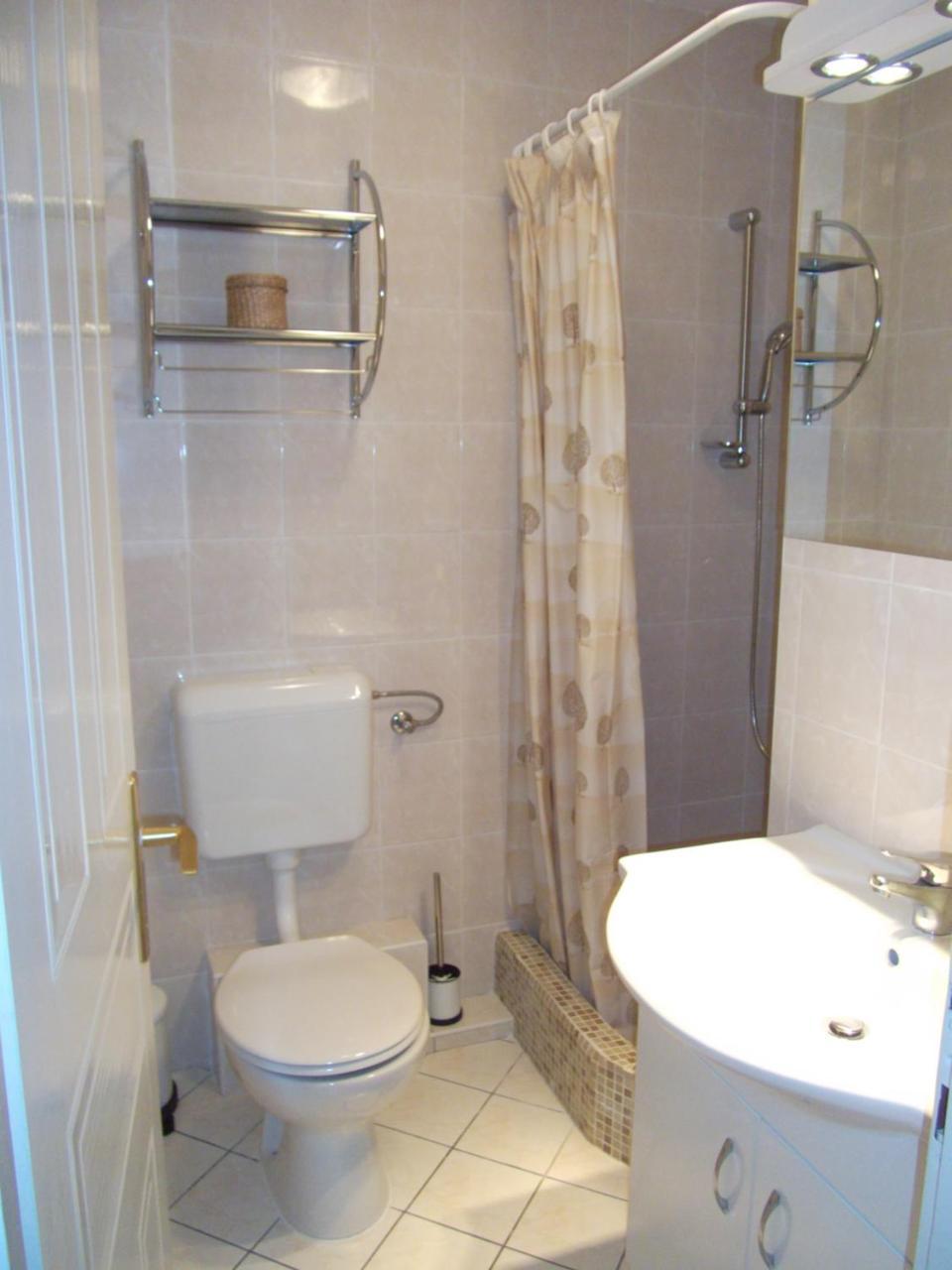 HévízRozsa Apartman公寓 外观 照片