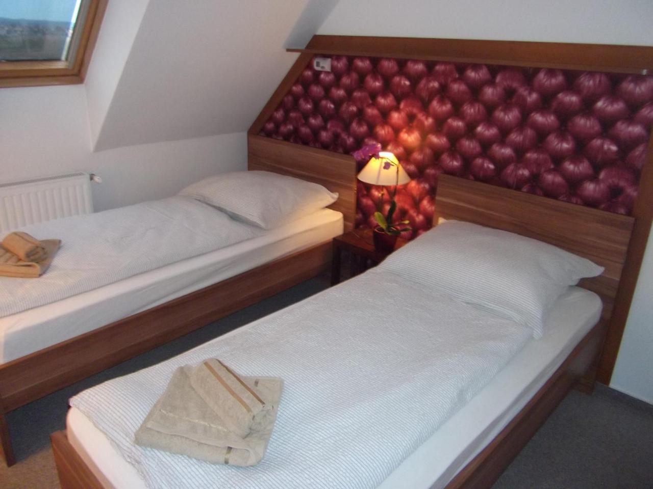 HévízRozsa Apartman公寓 外观 照片
