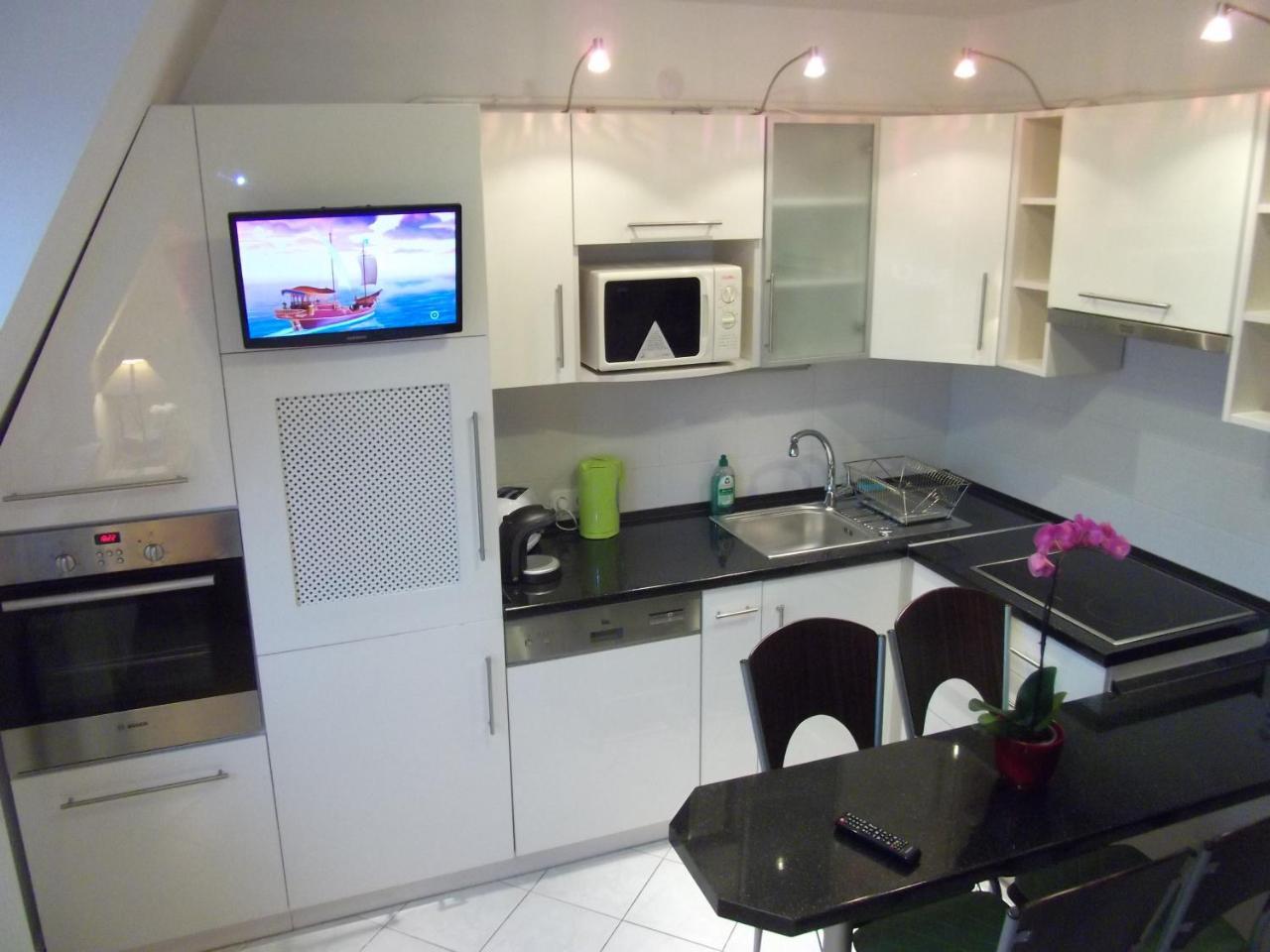 HévízRozsa Apartman公寓 外观 照片